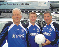 Helmut Jung, Martin Schneider und Ralf John treten für BMW Hanko zum Meisterschuss an.